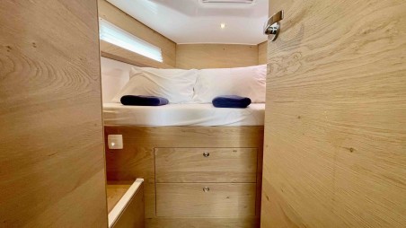 Elan Marine Elan Impression 45 - 4 cab. Aurora