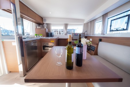 Lagoon-Bénéteau Lagoon 40 - 4 + 2 cab Sail Away