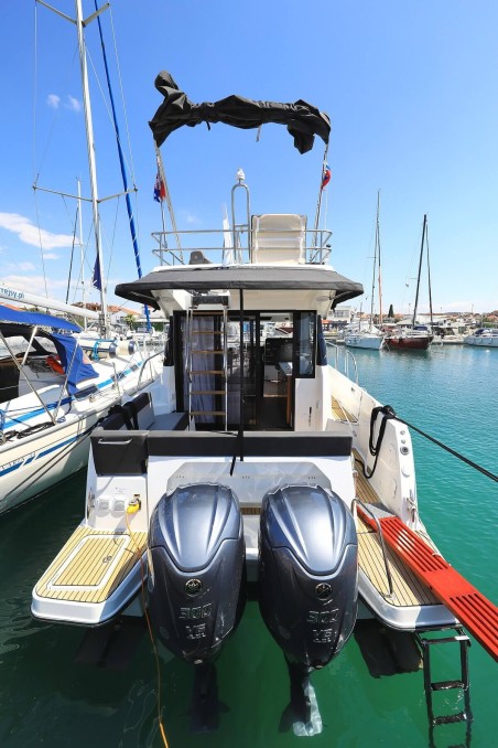 Jeanneau Merry Fisher 1095 Fly Tana