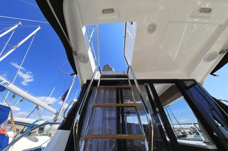 Jeanneau Merry Fisher 1095 Fly Tana