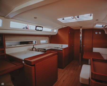 Jeanneau Sun Odyssey 440 - 4 cab. Eleni