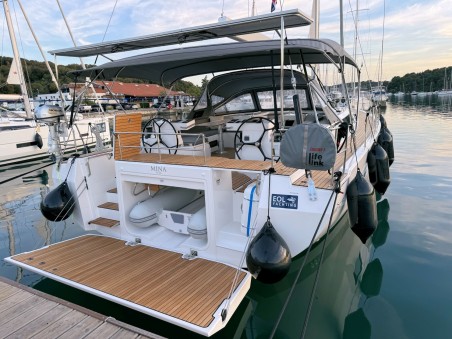 Bavaria Yachtbau Bavaria C57 Style - 5 + 1 cab. Mina