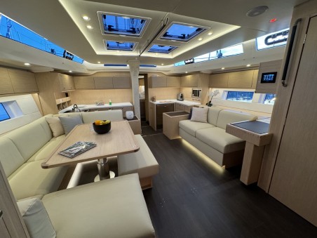 Bavaria Yachtbau Bavaria C57 Style - 5 + 1 cab. Mina