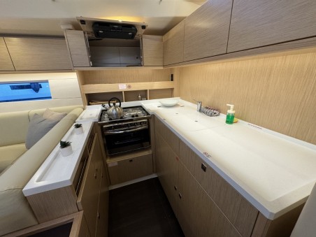 Bavaria Yachtbau Bavaria C57 Style - 5 + 1 cab. Mina