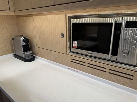 Bavaria Yachtbau Bavaria C57 Style - 5 + 1 cab. Mina