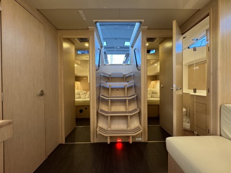 Bavaria Yachtbau Bavaria C57 Style - 5 + 1 cab. Mina