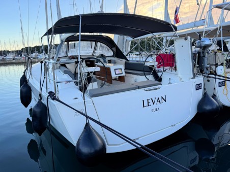 Dufour Yachts Dufour 430 GL Levan