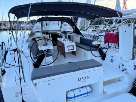 Dufour Yachts Dufour 430 GL Levan