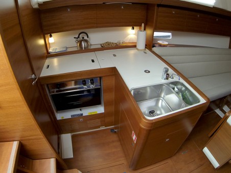 Dufour Yachts Dufour 350 GL Luka