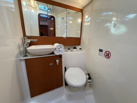 Dufour Yachts Dufour 430 GL Levan