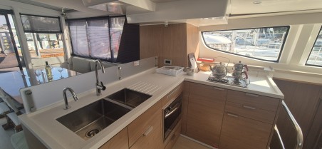 Catana Group Bali 4.6 - 4 + 1 cab. Royal Salute