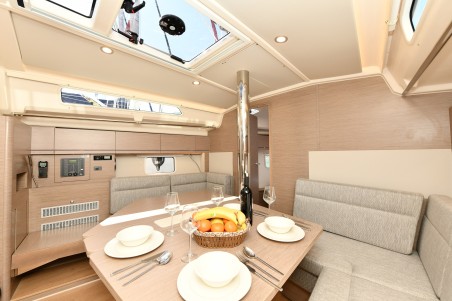 Hanse Yachts Hanse 418 - 3 cab. Lauda