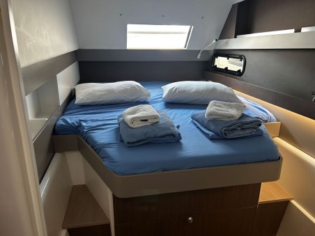 Catana Group Bali 4.1 - 4 + 2 cab. GALADRIEL