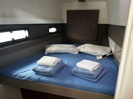 Catana Group Bali 4.1 - 4 + 2 cab. GALADRIEL