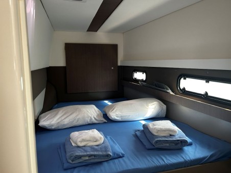 Catana Group Bali 4.1 - 4 + 2 cab. GALADRIEL