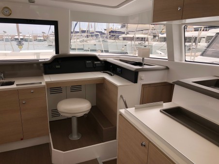 Catana Group Bali 4.1 - 4 + 2 cab. IORA