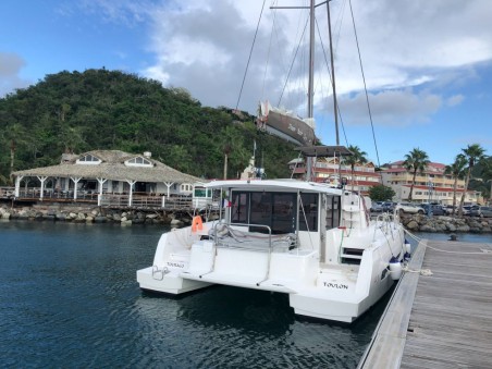 Catana Group Bali 4.1 - 4 + 2 cab. TOURACO