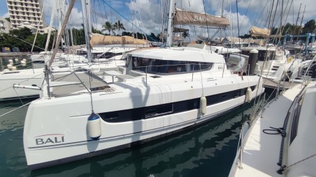 Bali 4.2 - 4 + 2 cab. | Yacht Charter Caribbean | Travelboat