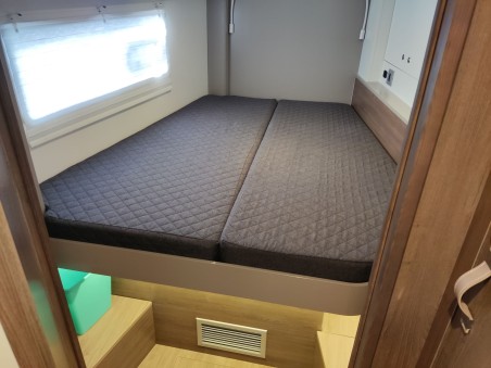 Bali 4.2 - 4 + 2 cab. | Yacht Charter Caribbean | Travelboat