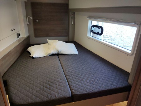 Bali 4.2 - 4 + 2 cab. | Yacht Charter Caribbean | Travelboat