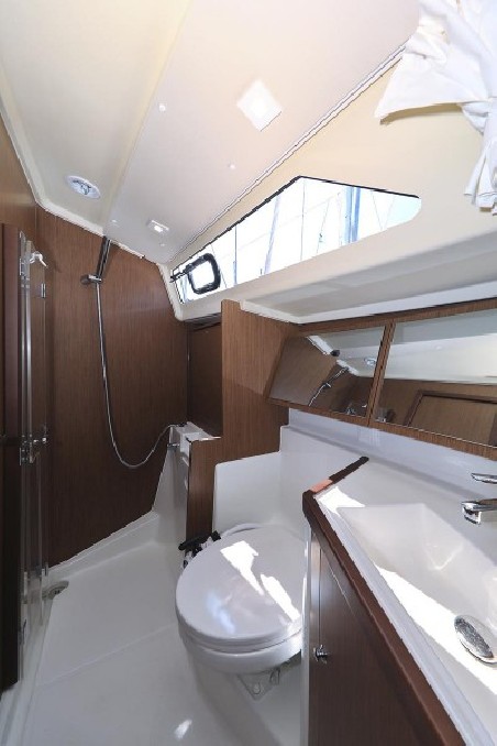 Bénéteau Oceanis 41.1 Dalmatinka