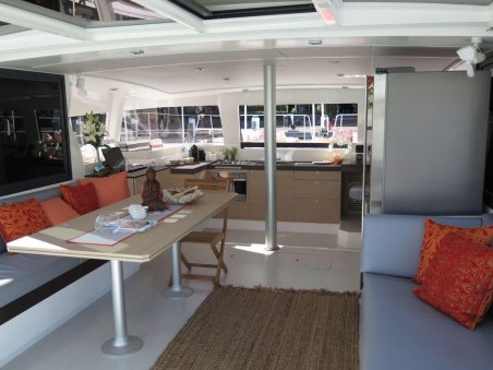 Catana Group Bali 4.3 - 4 + 2 cab. BETTY'S DREAM