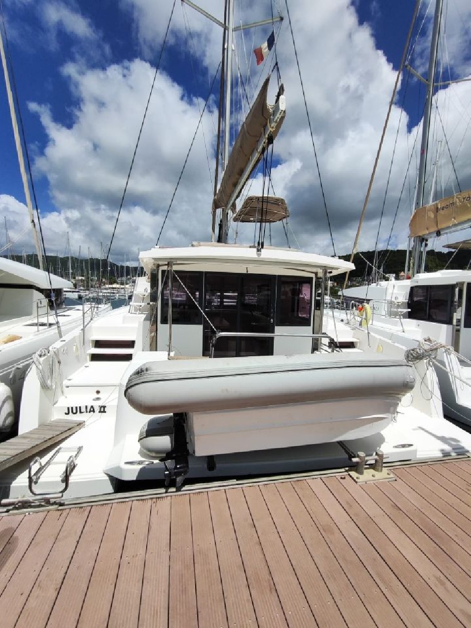 Catana Group Bali 4.3 - 4 + 2 cab. JULIA II