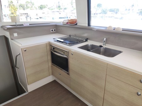 Catana Group Bali 4.3 - 4 + 2 cab. MACOUBA