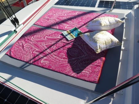 Catana Group Bali 4.3 - 4 + 2 cab. MAHALI