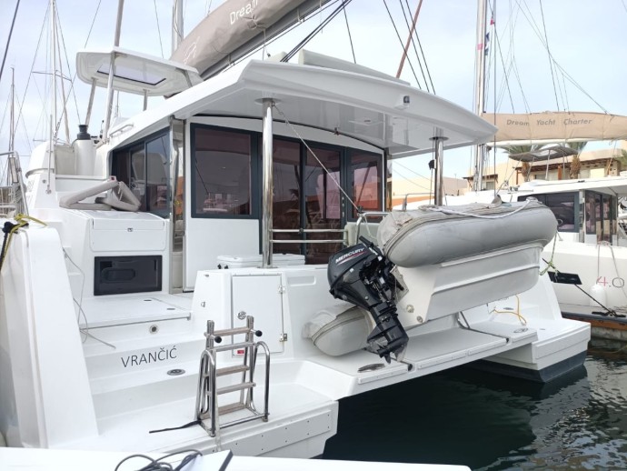 Catana Group Bali 4.4 - 4 + 2 cab. VRANCIC