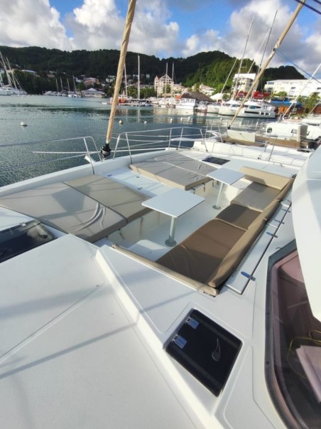 Catana Group Bali 4.5 - 4 + 2 cab. BASQUIAT