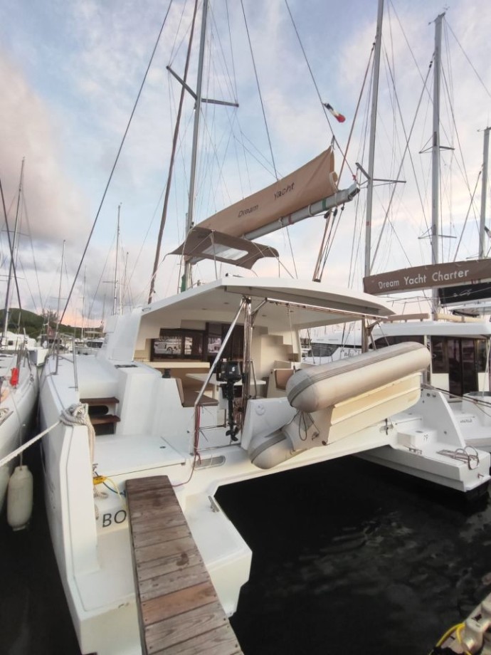 Catana Group Bali 4.5 - 4 + 2 cab. BONAIRE