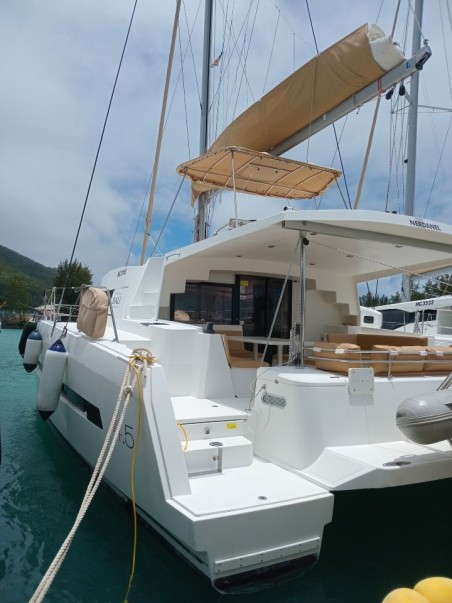 Catana Group Bali 4.5 - 4 + 2 cab. NERDANEL
