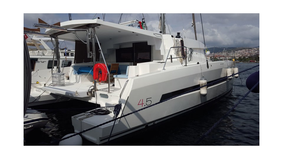 Catana Group Bali 4.5 - 4 + 2 cab. RASDU