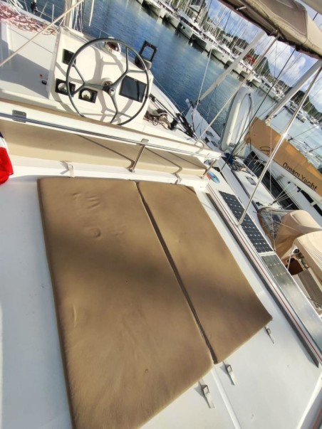 Catana Group Bali 4.5 - 4 + 2 cab. SCHIELE