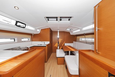 Jeanneau Sun Odyssey 440 - 4 cab. Waka