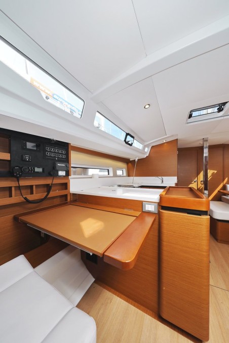 Jeanneau Sun Odyssey 440 - 4 cab. Waka