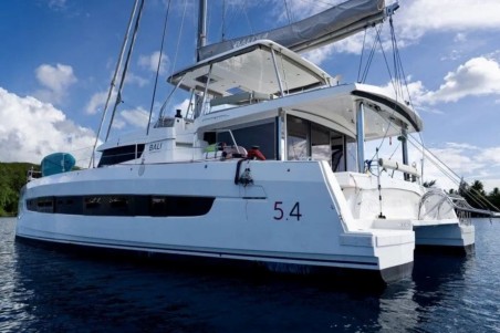 Catana Group Bali 5.4 - 5 + 1 cab. GILISS
