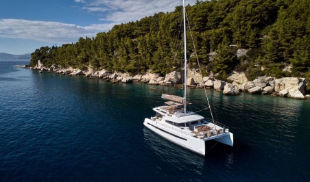 Catana Group Bali 5.4 - 5 + 2 cab Yepa II