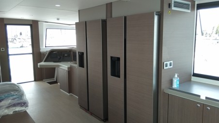 Catana Group Bali 5.4 - 6 + 2 cab. OLWE