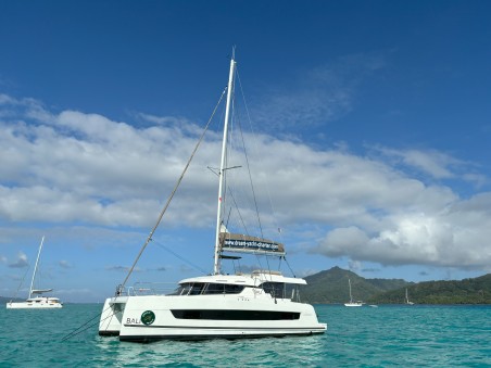 Bali Catspace | Czarter jachtu Karaiby | Travelboat