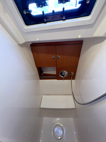 Bavaria Yachtbau Bavaria Cruiser 46 - 4 cab. Amazing Grace