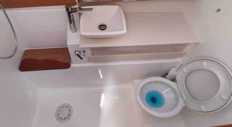 Dufour Yachts Dufour 430 GL LUNA ROSSA