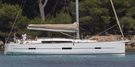 Dufour 460 GL | Yacht Charter Italy | Travelboat