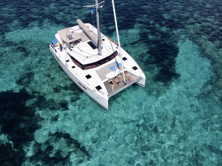 Fountaine Pajot Fountaine Pajot Astrea 42 - 4 + 2 cab. Ocean Allure