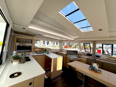 Fountaine Pajot Fountaine Pajot Astrea 42 - 4 + 2 cab. Ocean Allure