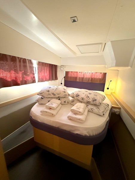 Fountaine Pajot Fountaine Pajot Astrea 42 - 4 + 2 cab. Ocean Allure