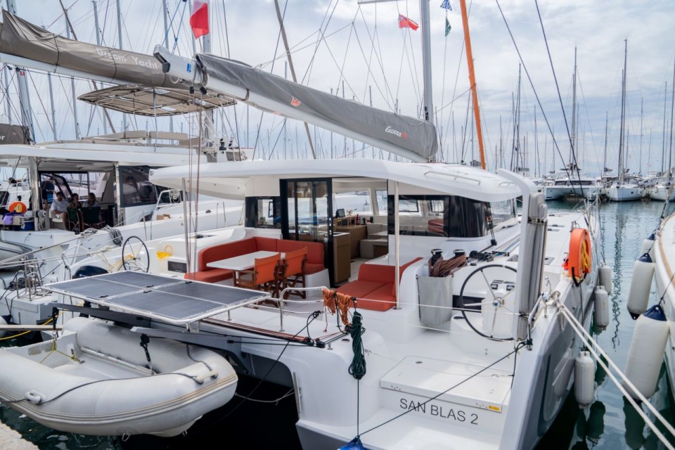 Excess Excess 14 - 4 + 2 cab. SAN BLAS 2