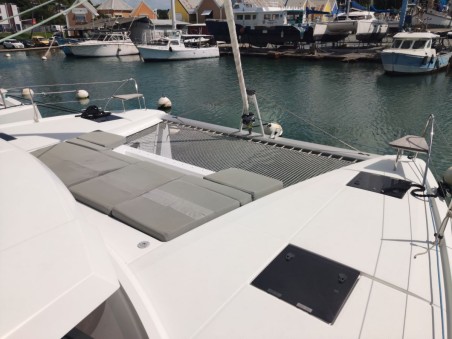 Fountaine Pajot Fountaine Pajot Astrea 42 - 4 + 2 cab. Atchoum