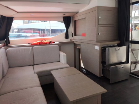 Fountaine Pajot Fountaine Pajot Astrea 42 - 4 + 2 cab. Atchoum